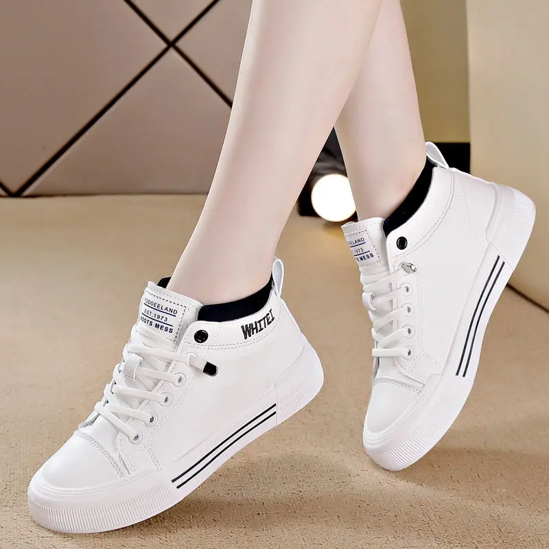 Giày Trắng Phổ Biến Cho Nữ, Giày Thể Thao Đế Mềm, Thường Ngày Giày Trượt Băng, Mới, Mùa Xuân 2025, Shoes, Sneaker