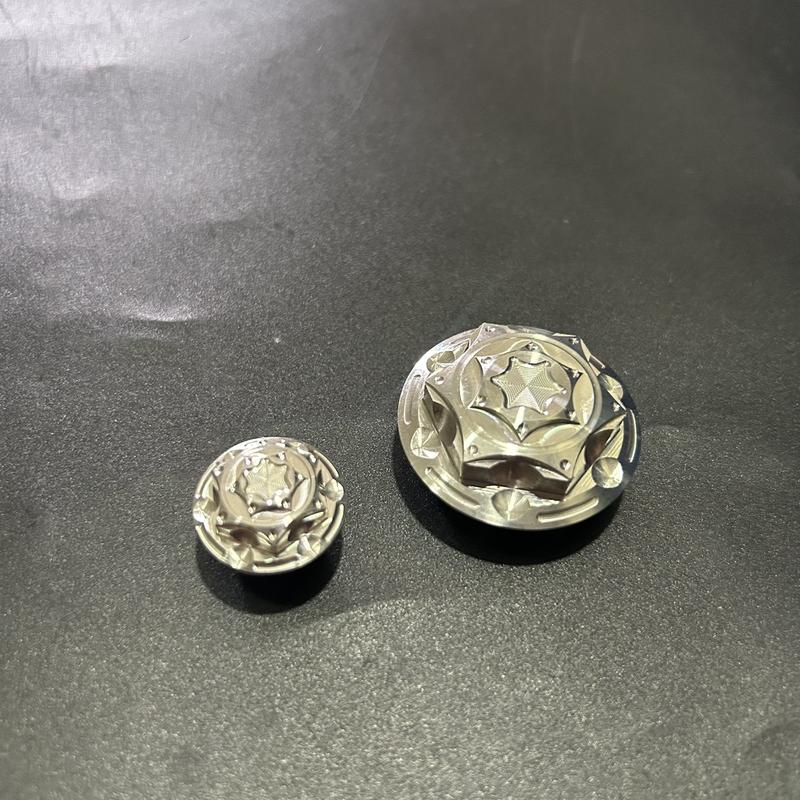 Ốc Mâm Lửa Salaya Cho dream, Wave 110 (A110, Rsx110, S110, Blade110,..), fu125 ,Ex 150 Chuẩn Inox304 Siêu Sáng Siêu Nét