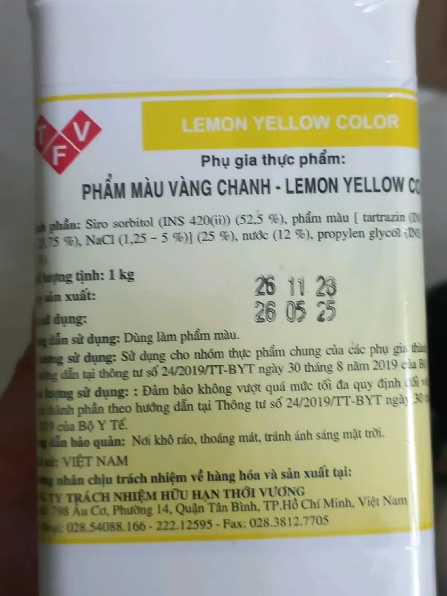 Màu dầu thực phẩm màu vàng chanh Thới Vương chai 1kg dùng làm bánh