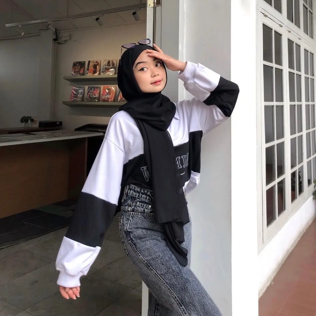 MILLY STRIPE CROP SWEATER Atasan  Wanita