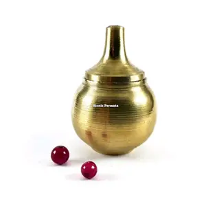 Batu Merah Siam Beserta Cupu Kendi Kuningan Wadah Penyimpanan Koleksi