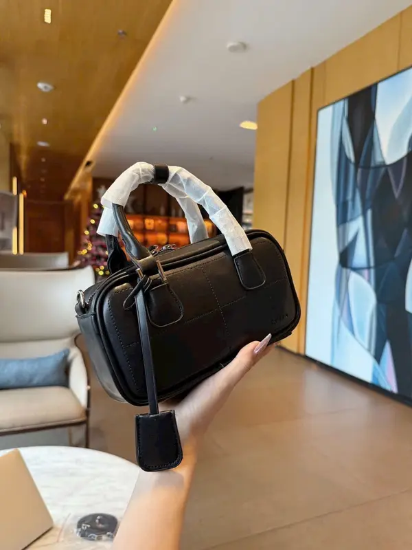Túi Xách Nữ Dáng Trống Size 22cm Cao Cấp Da Mềm , Túi Có Dây Đeo Chéo Kèm Chamr 1