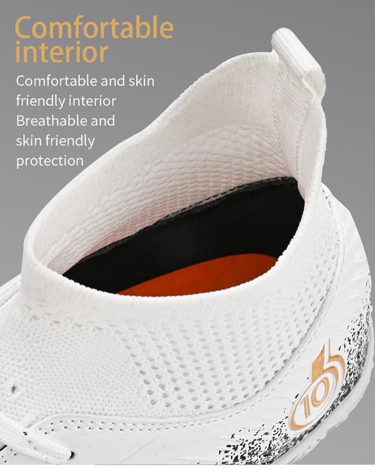 Product Introduction of （SIZE 33-46）Ready Stock Unisex Plus Size Football Shoes Outdoor Futsal Soccer Shoes Non-slip Training Shoes 11