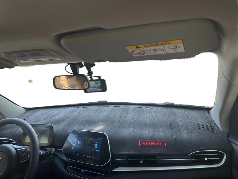 [VINFAST] Thảm taplo VINFAST XE ĐIỆN vfe34-vf8-vf9-vf5-vf6-vf7-vf3 Cacbon Nội Thất