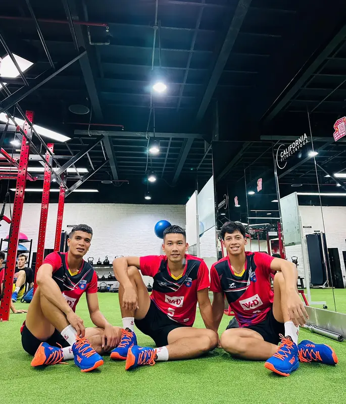 Giày bóng chuyền CHUKCHI VHD  || Cày sân bê tông, đế cực êm, không đau gối.  Sneaker Sport Cao Su vhd  chukchi 6