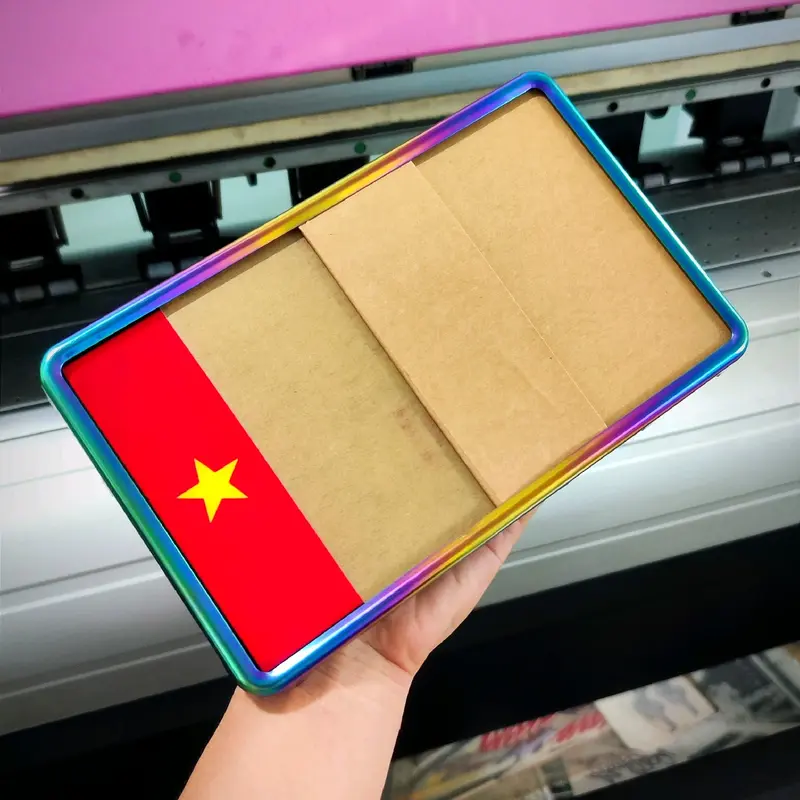 Khung biển số Titan có cờ bên hông xe máy (Full phụ kiện , có keo dán chống nước ) Phụ Tùng . Khách tự note tên xe vào ghi chú cho shop càng tốt 4