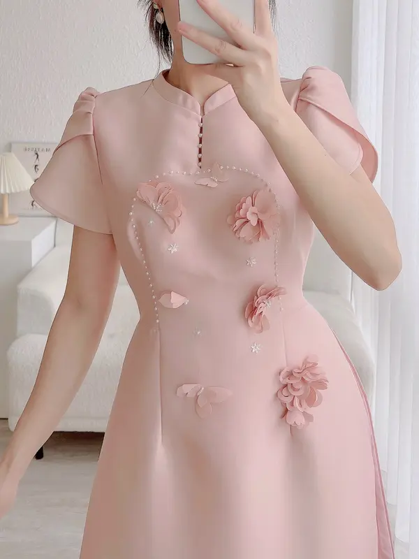 Áo dài Ái Phương tafta họa tiết thêu hoa thủ công 6