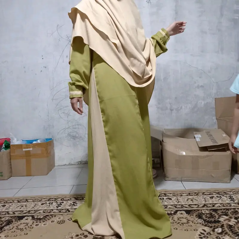 Gamis Muslimah Jilbab besar bahan adem, best seller, Beli 1 banyak manfaat. Katun Lady Zara. 1