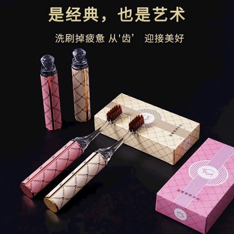 Bàn chải đánh răng gấp gọn dạng son môi sang chảnh tiện lợi 5