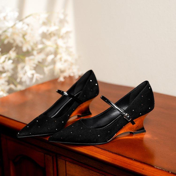 Product Introduction of Sexy women's high heels Pointed rubber buckle 28