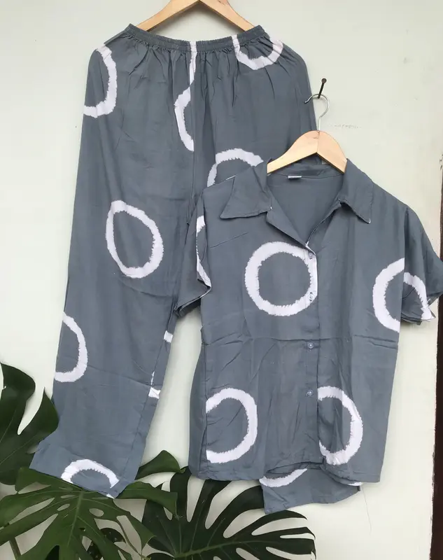 Piyama Bali Satu Set Dengan Celana panjang Motif Sibori Bahan Rayon Grade A Kualitas Super Harga Grosir Polka Dot Musim panas Katun Poliester Baju Tidur Wanita Nyaman Santai 8