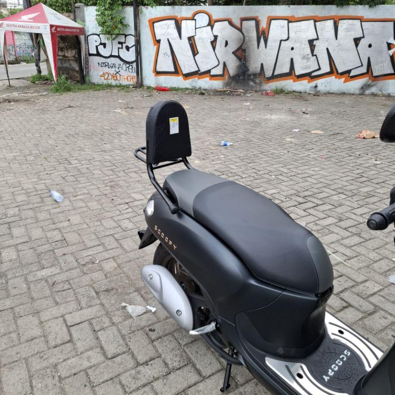 Sandaran Jok Belakang Scoopy Terbaru 2024 2025 Busa Tebal Empuk 2