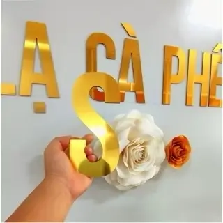 Chữ Alu Cao 10cm Tráng Gương ( Vàng Gương ) Dày 3mm  . Trang trí decor - dán tường - biển hiệu Decal Đồng 0