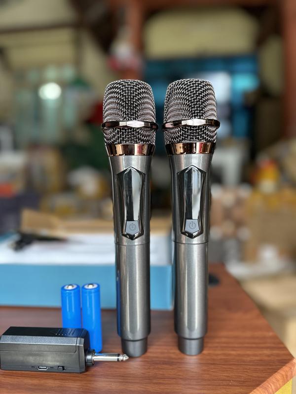 Micro Đa Năng Cao Cấp Pin Sạc Dùng Mixer, Loa Kéo, Âm Ly, Mọi Loa, Vang.