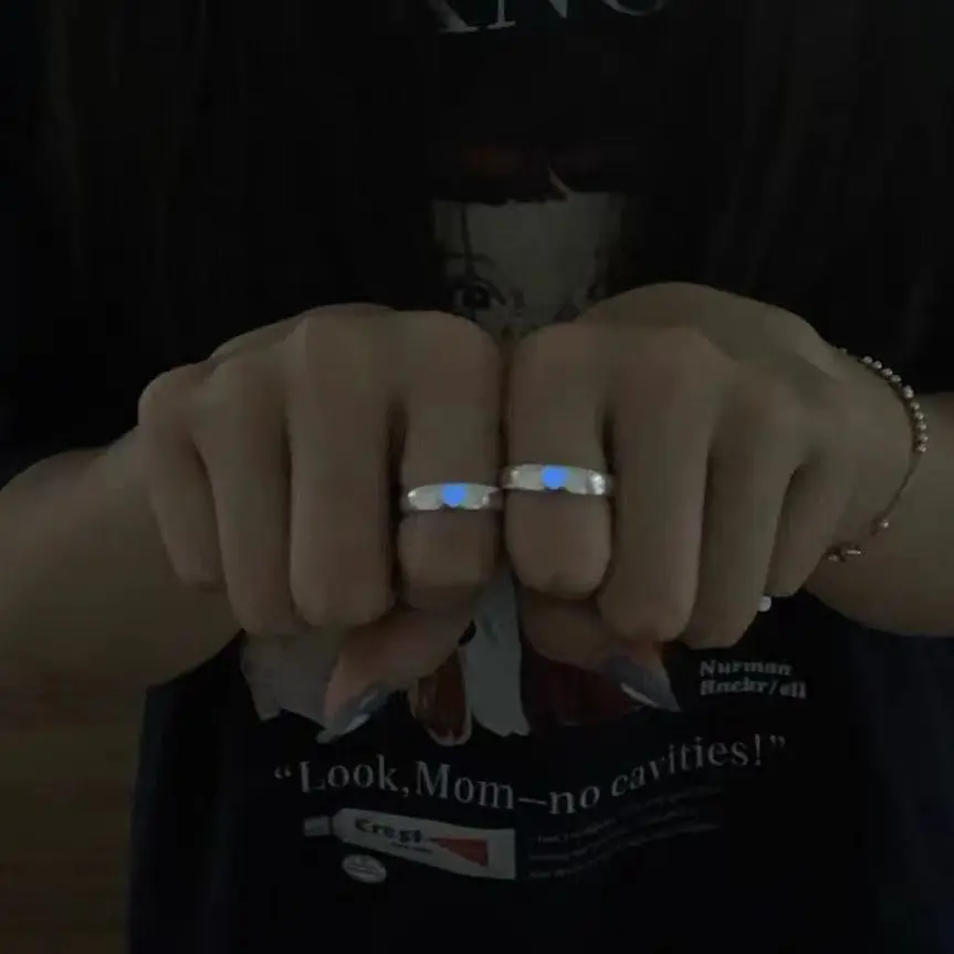 Nhẫn Tình Nhân, Bạn Thân, Thiết Kế Trái Tim Phát Sáng Trong Ánh Sáng Xanh Dễ Thương, Trang Sức Hàn Quốc, Dành Cho Nữ, Hàng Có Sẵn Để Vận Chuyển Women