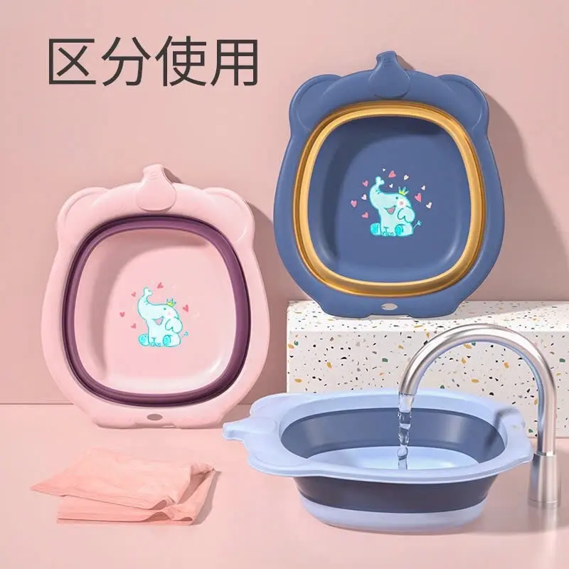 Chậu Rửa Mặt Gấp Gọn Cho Bé Hình Chú Voi Con - Tiện Lợi, An Toàn Và Dễ Thương!   THÔNG TIN SẢN PHẨM: - Kích thước: 31.3cm x 27.1cm x 8.8cm - Màu sắc: Xanh Đậm, Xanh Nhạt, Hồng - Chất liệu: Nhựa cao cấp