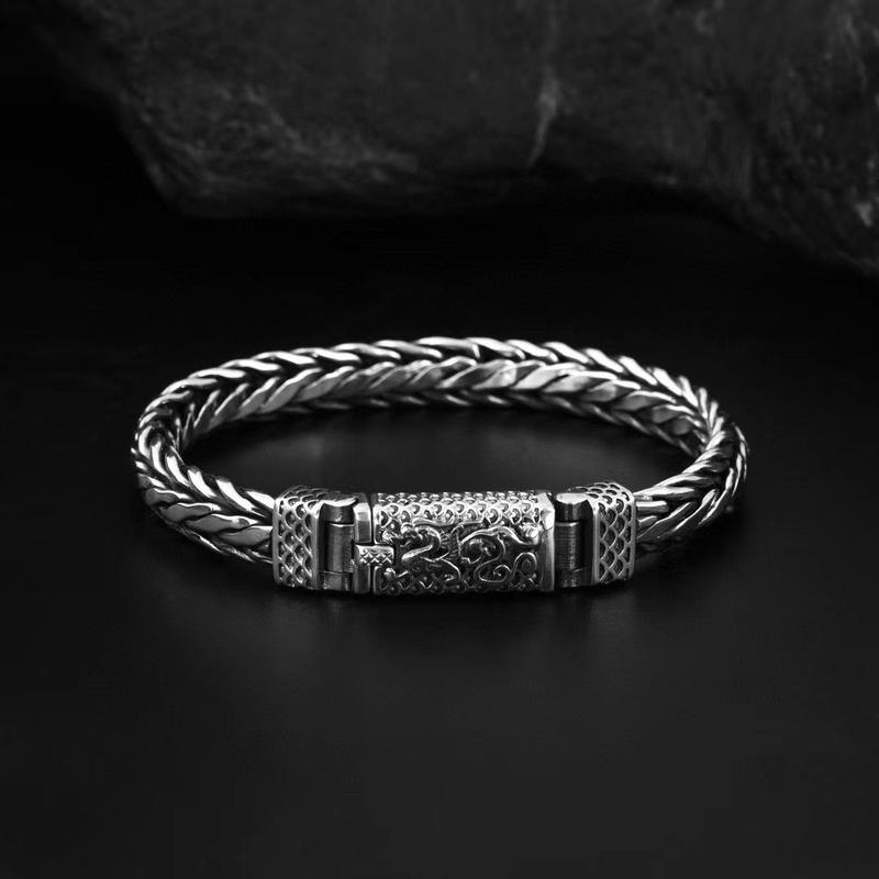 Product Introduction of New  Chinese Style Dragon Pattern Bracelet Trendy Men's Dragon Bone Personalized Hand-woven Zodiac Dragon Chain Fashion Jewelry 0