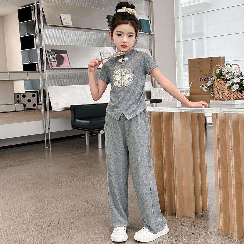Product Introduction of Quần Áo Trẻ Em, Thoải Mái, Bộ Đồ Mùa Hè Cho Bé Gái, Hàng Mới Về 2024, Dành Cho Trẻ Em Trung Và Lớn, Phong Cách Trung Quốc, Bộ Đồ Hai Mảnh ngắn Tay, Thời Trang, Thích Hợp Cho Mùa Hè 10