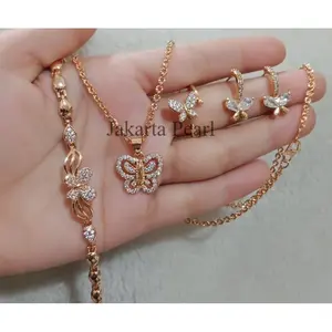 Set Perhiasan Wanita Dewasa Anti Luntur Terbaru Mewah Perhiasa Wanita Elegan Aksesoris Perempuan