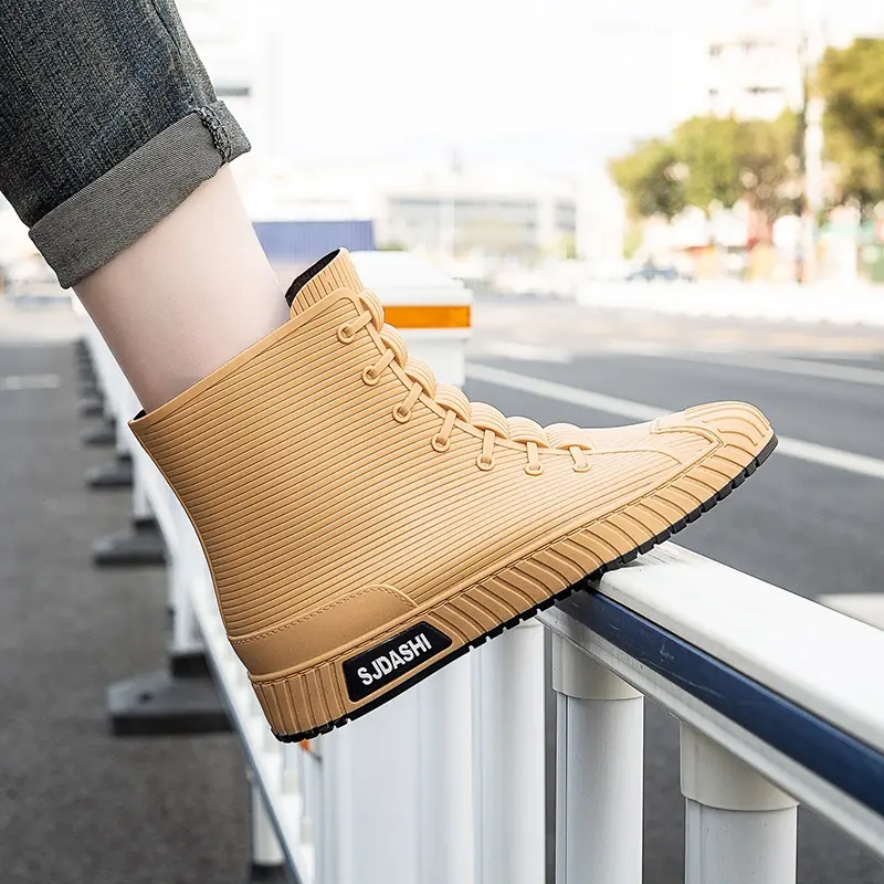 Sepatu Boots Pria Import Premium Bots Premium Quality Fashion Boot Terkini Korean Style Sneakers Sepatu Hujan Tahan Air Lembut -Botol 3