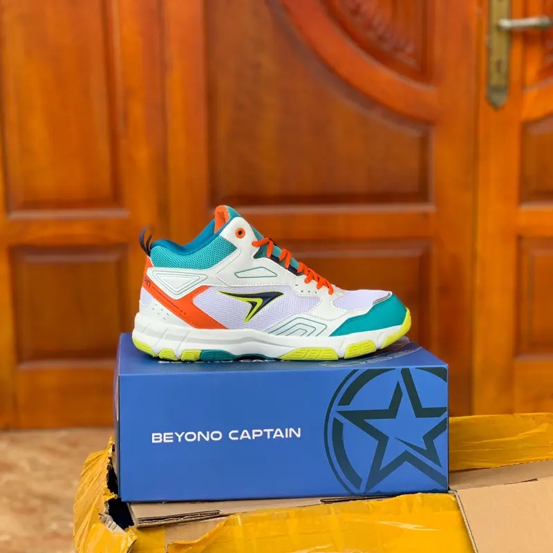 ￼Giày bóng chuyền Beyono CAPTAIN thiết kế sang trọng, chất liệu xịn xò, màu sắc nổi bật Sneaker
