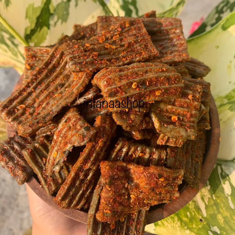 Kerupuk jengkol pedas daun jeruk 100gr 3