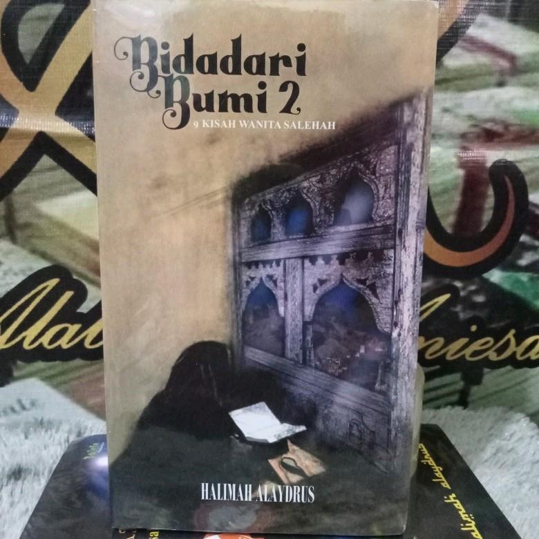 satu set 2 buku Bidadari Bumi 2 dan Bidadari Bumi 9 kisah wanita Salehah 1