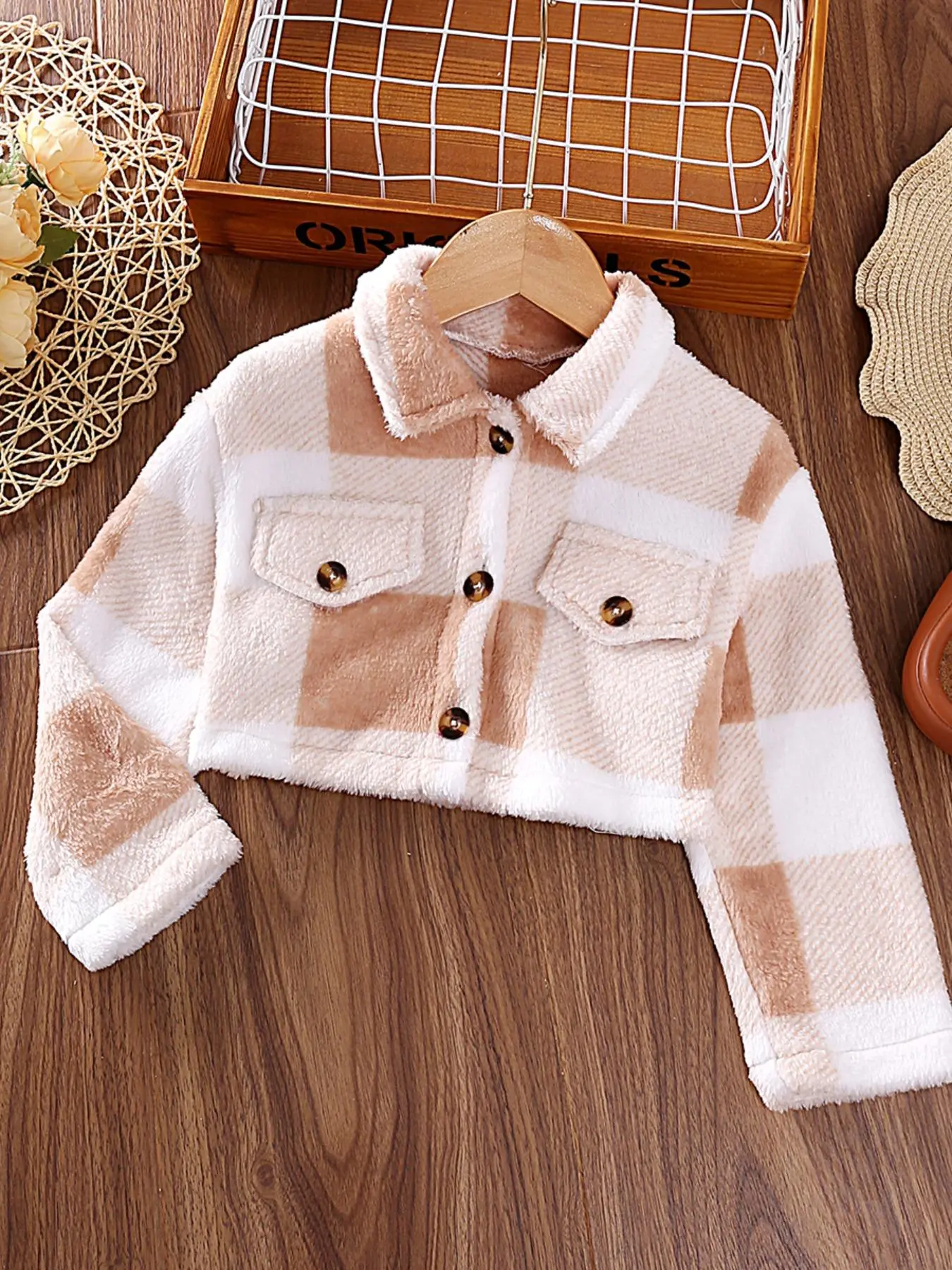 Toddler Girl's Plaid Print Button Front Flap Pocket Crop Jacket, Casual Long Sleeve Collared Outerwear for Fall & Winter, Kids Clothing for Daily Wear