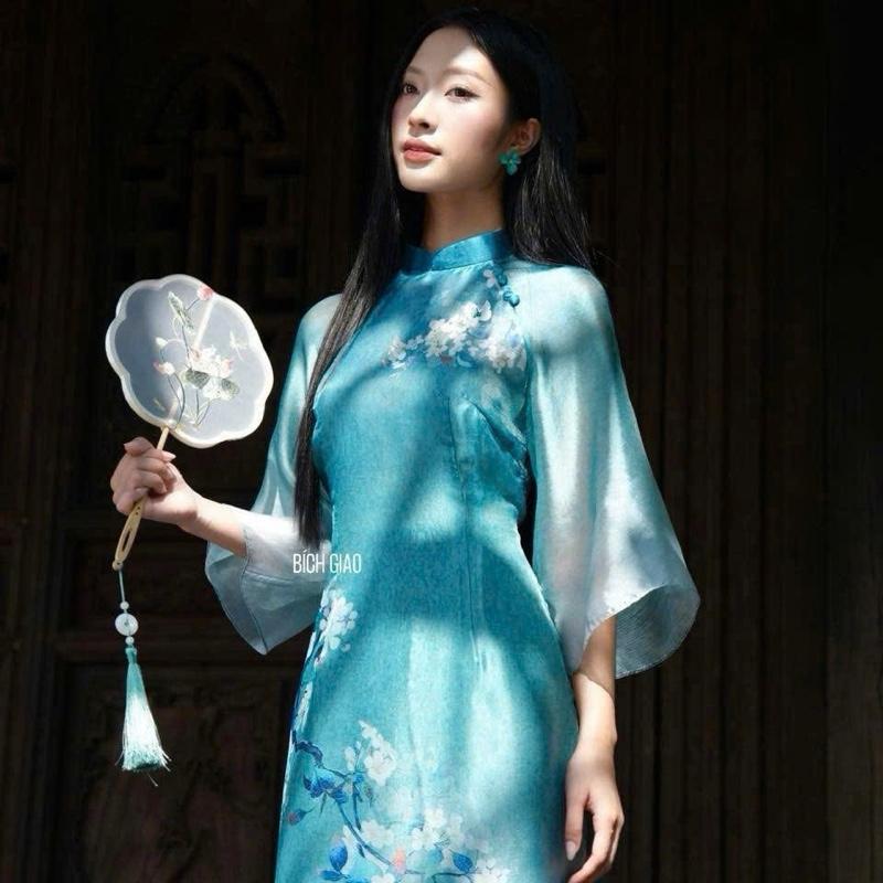 Áo dài Tơ In Bích Giao xanh dịu dàng,tươi mát chị em chụp ảnh đi lễ chùa đảm bảo hợp rơ. Nữ 3