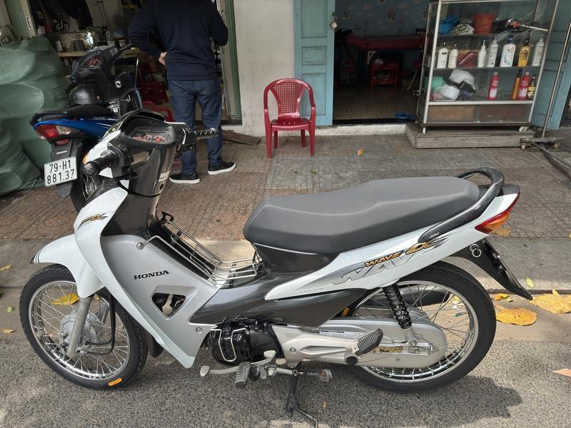 Product Introduction of Yên gọt hai tầng wave a 100 /50 rs mút vàng Yên Xe(nguyên cái yên) 6