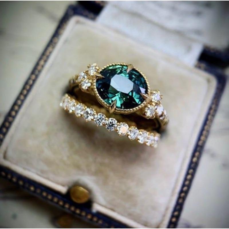 Product Introduction of Senior women's green jade ring, couple ring, alloy inlaid zircon ring jewelry, suitable for men and women with the same ring jewelry 0