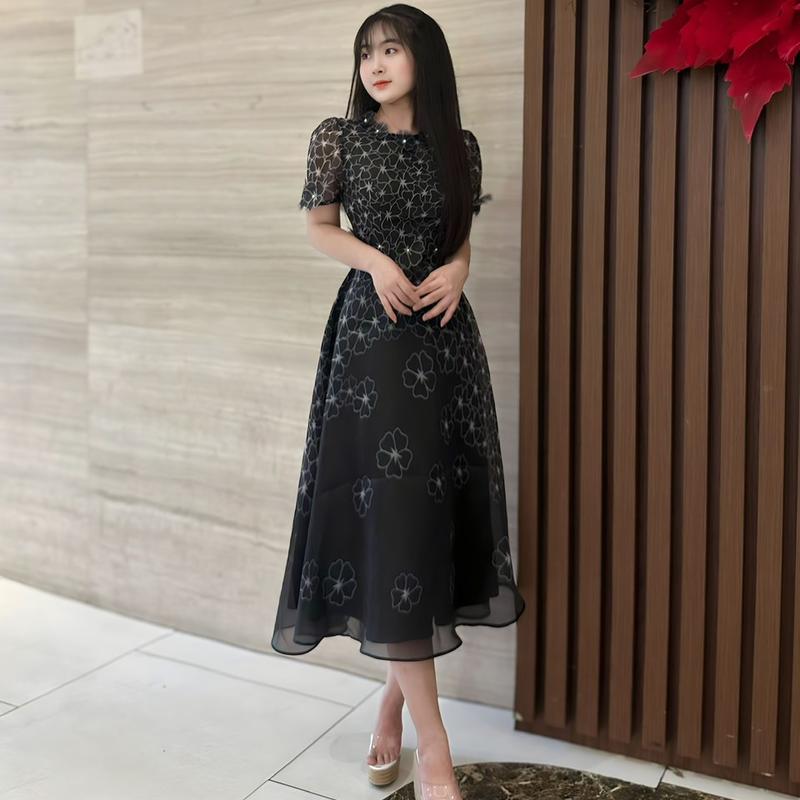 Đầm Dress Nữ Thiết Kế EMME V1812 Họa Tiết Hoa 3D Voan Tơ Dáng Dài Tay Bồng Cách Điệu Women Xám Nhung Trắng Màu Đen