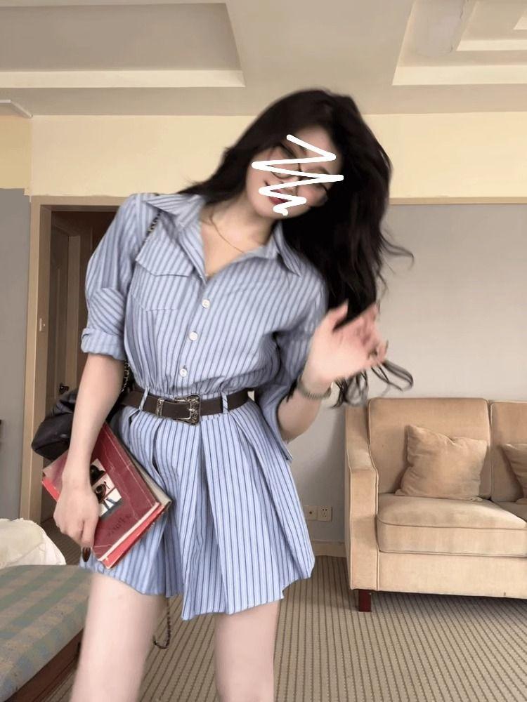 Product Introduction of Váy Sơ Mi Sọc Xanh, Phong Cách Preppy Hàn Quốc, Dành Cho Nữ, Hàng Mới Về Đầu Mùa Thu, Váy Xếp Ly Eo Thanh Lịch 3