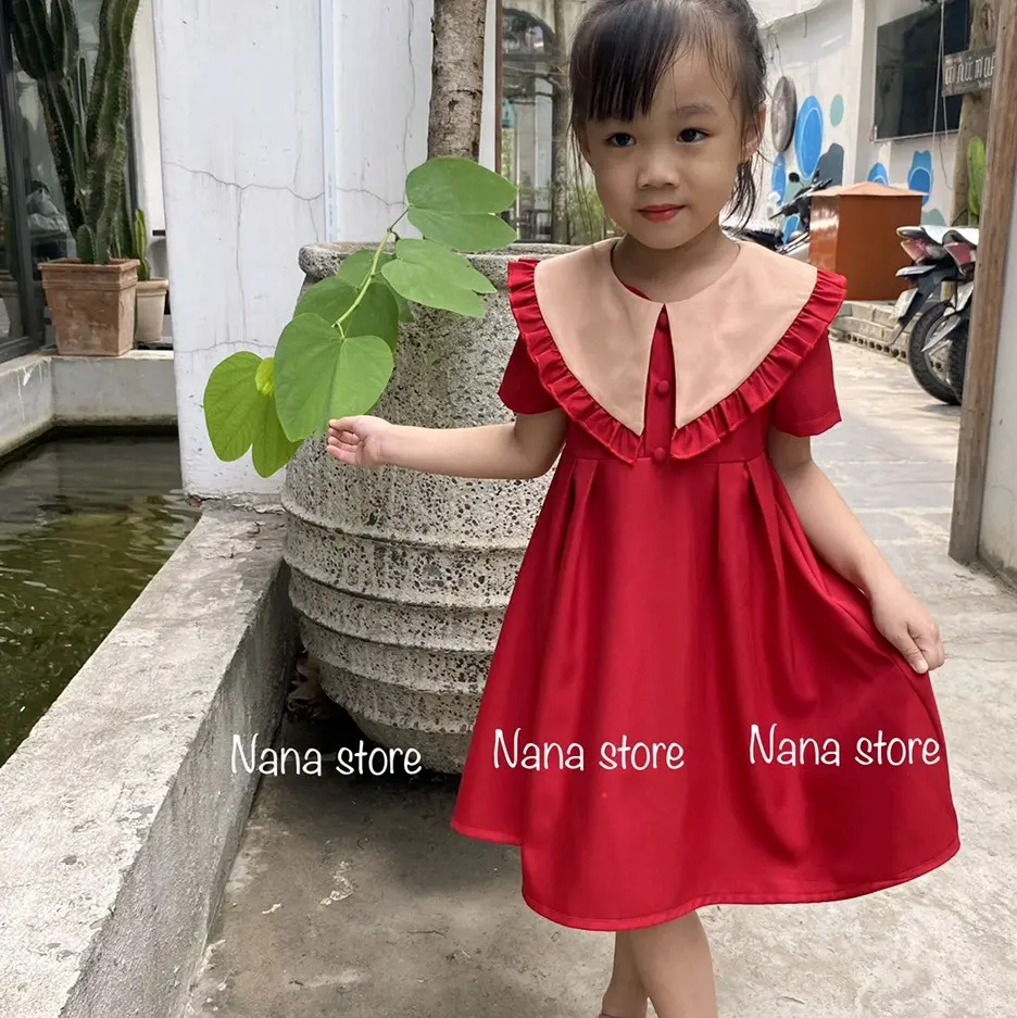 đầm đỏ đô mẹ bé