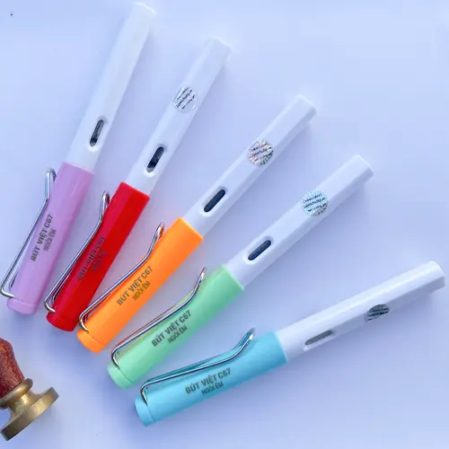 Bút Việt C67 Dành Cho Bé Rất Dễ Viết