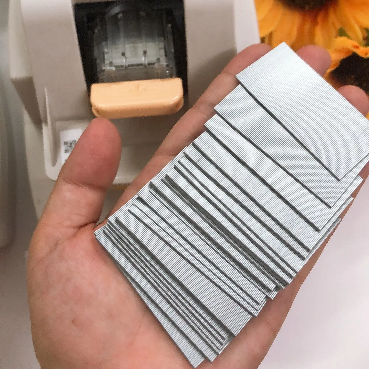Kim bấm máy bấm điện ( Electric Stalpler)- Kim dạng vỉ