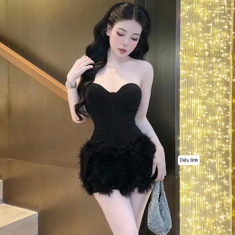 Đầm thiết kế cúp ngực phối chân lông  ôm body dáng ngắn 0