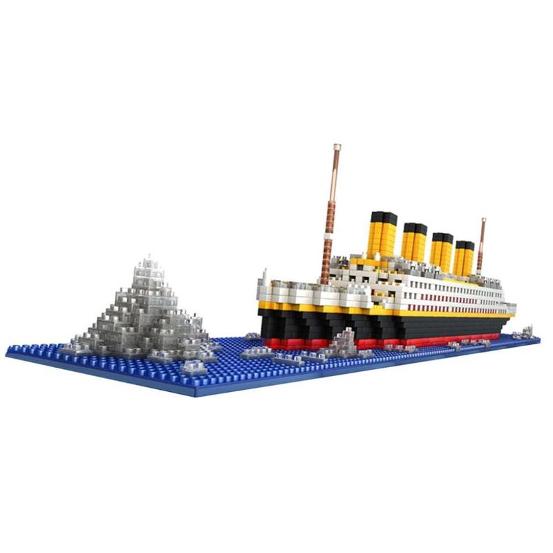 1860pcs Grand Titanic Building Blocks Kit Ship Model Assembly Block toy for kids 2