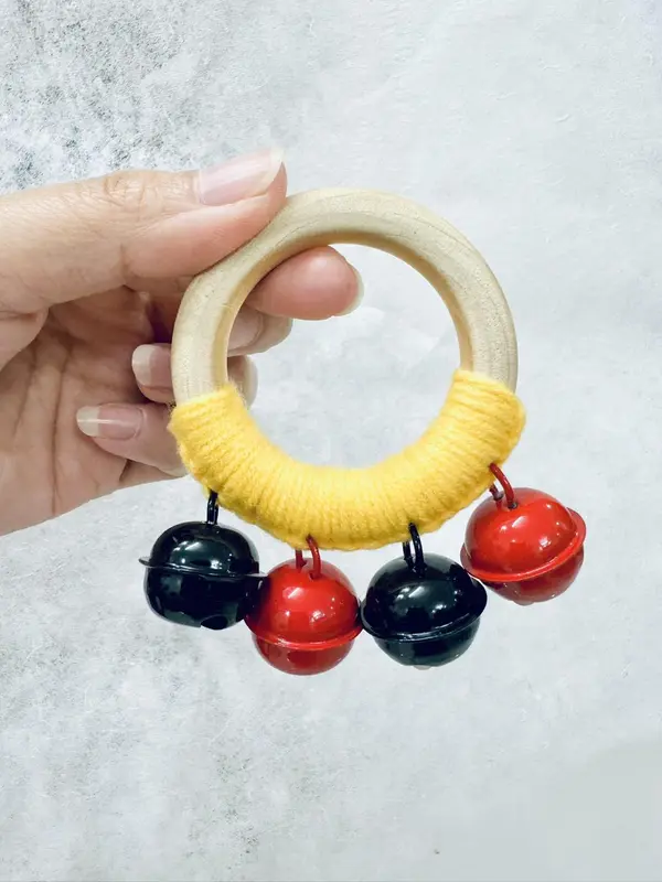 Vòng gỗ lục lạc/Vòng gỗ tai thỏ- Món đồ chơi luyện phản xạ cho bé sơ sinh của bạn Toys Voi Heo Heo 2