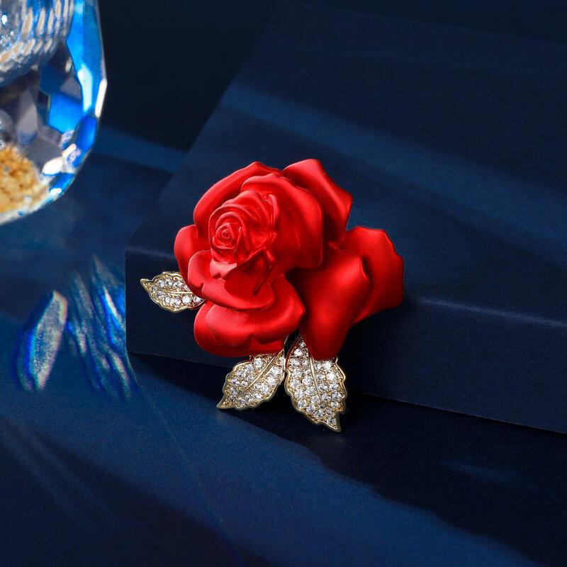 New multi-purpose fixed clothing clip, suit jacket, cheongsam accessory, rose chest flower, red camellia flower brooch 0