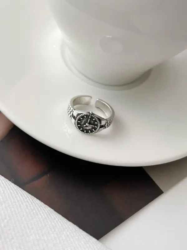 Vintage Style Clock Design Round Dial Ring for Women,  Hip-hop Fashion Metal Jewelry for Party, Daily Clothing Decor, Trendy All-match & Exquisite Jewelry for Birthday Gift 3
