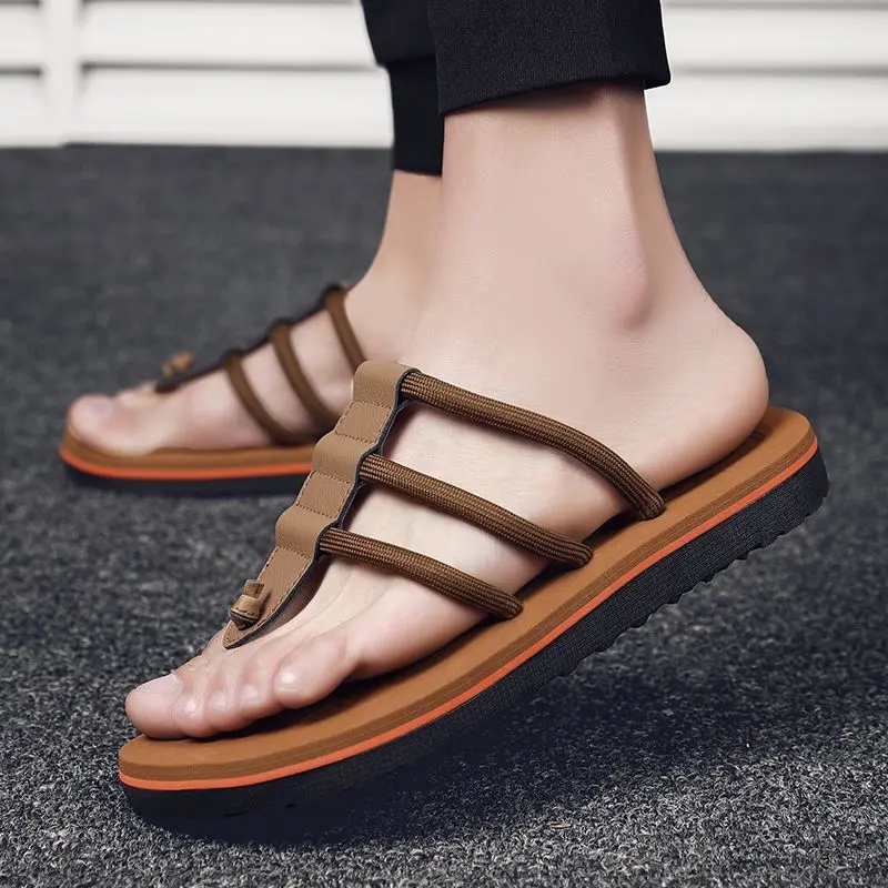 Slippers Men's Summer New Flip-Flops Outdoor Fashion Beach Sandals Home Non-Slip Deodorant Outdoor All-Matching Sandals