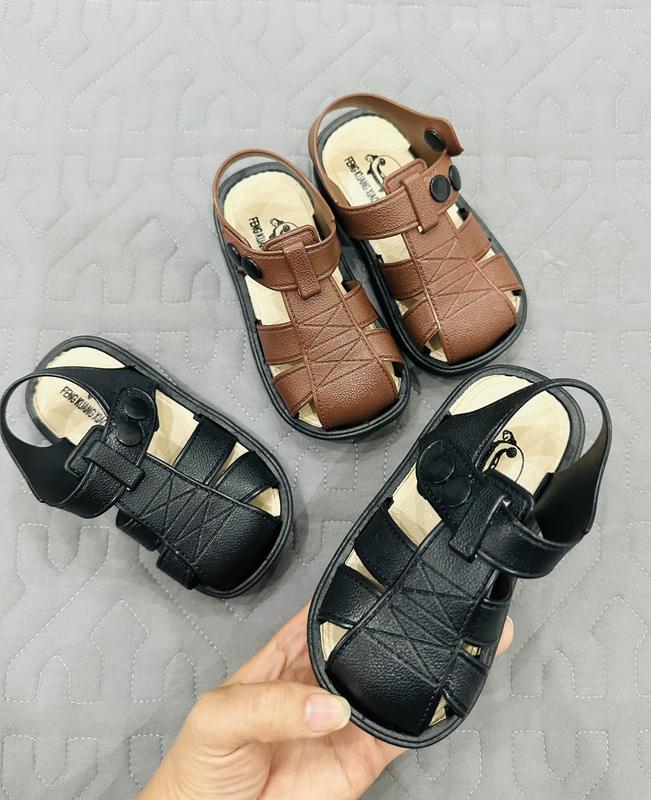 [ 1-3 tuổi] BK09 Sandal chiến binh cho bé trai và bé gái màu Nâu- Đen( From nhỏ) Dép Sandal Cao Su