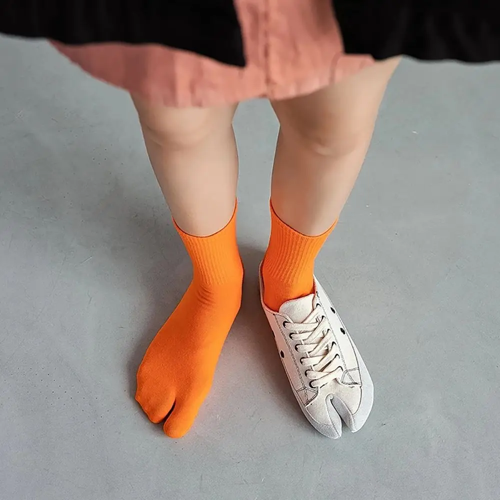 Multicolor Breathable Split Toe Cotton Women Men Two Finger Socks Jacquard Split Long Tube Socks Hosiery