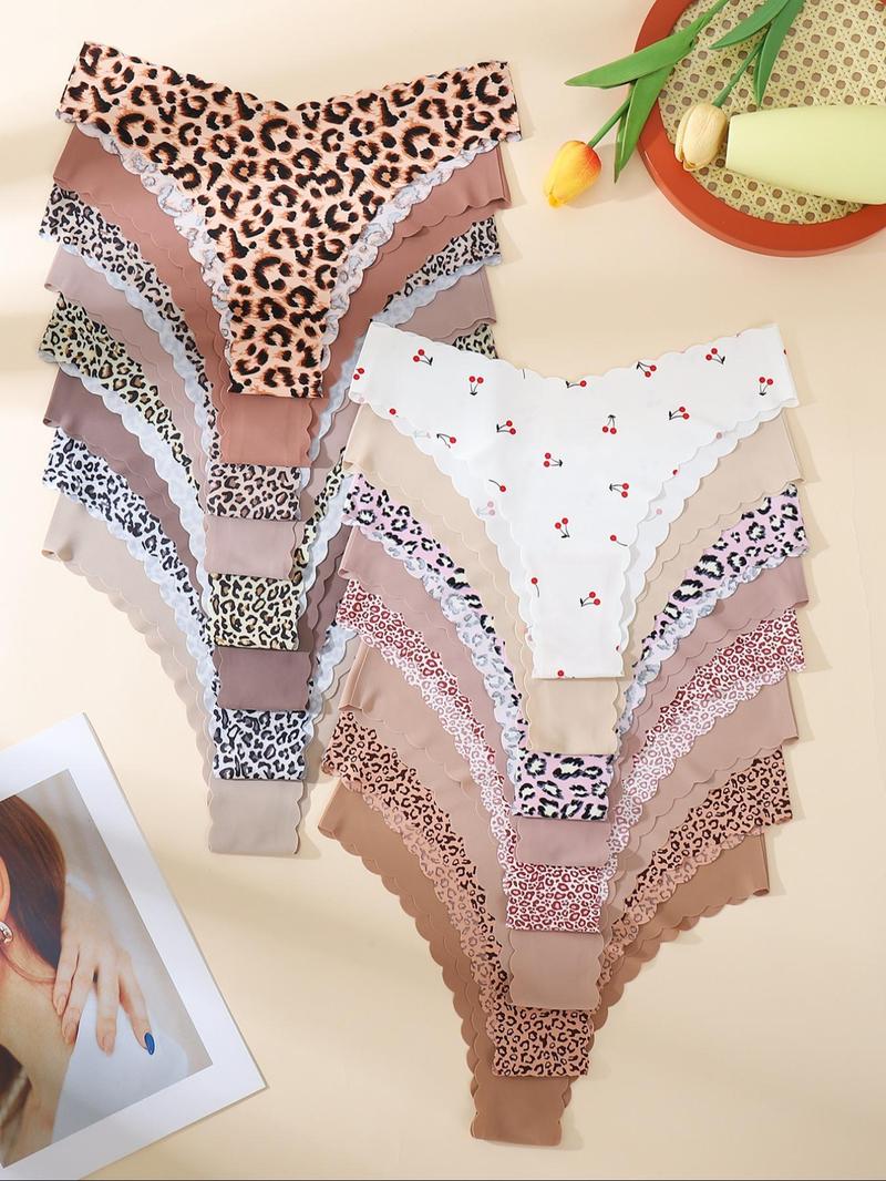 Product Introduction of Women's Leopard Print Panty, Soft Comfy Breathable Seamless Knicker for Daily Wear, Underwear for All Seasons 1