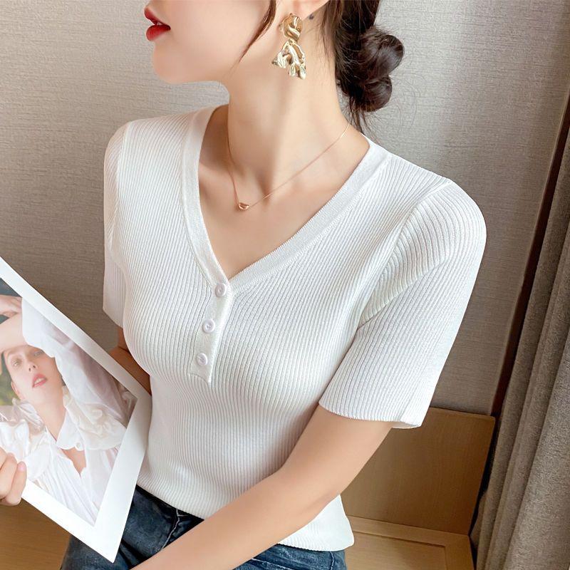 Áo Thun Mùa Hè, ngắn Tay, Chất Liệu Lụa Lạnh Dành Cho Nữ, Phong Cách Hàn Quốc, Dáng Ôm, Cổ Chữ V, Thiết Kế Nút, Áo Mỏng, Hợp Xu hướng, Hàng Mới Về Năm 2025 2