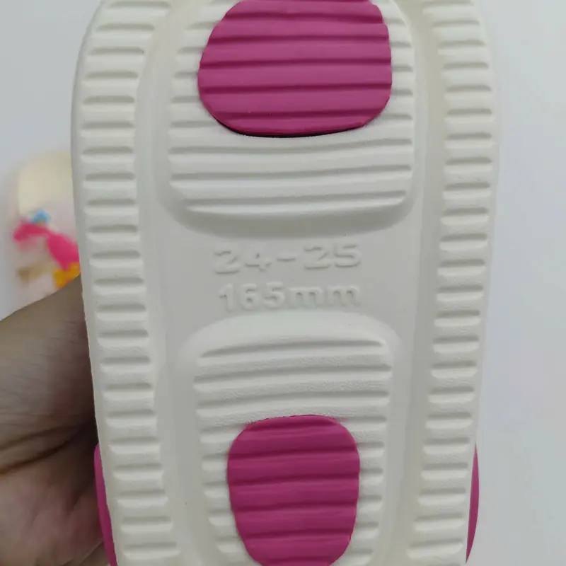 Dép Lê Thỏ Siêu Nhẹ Cho Bé Gái 3 đến 10 tuổi Phiên Bản 2 đế Êm Chân 6