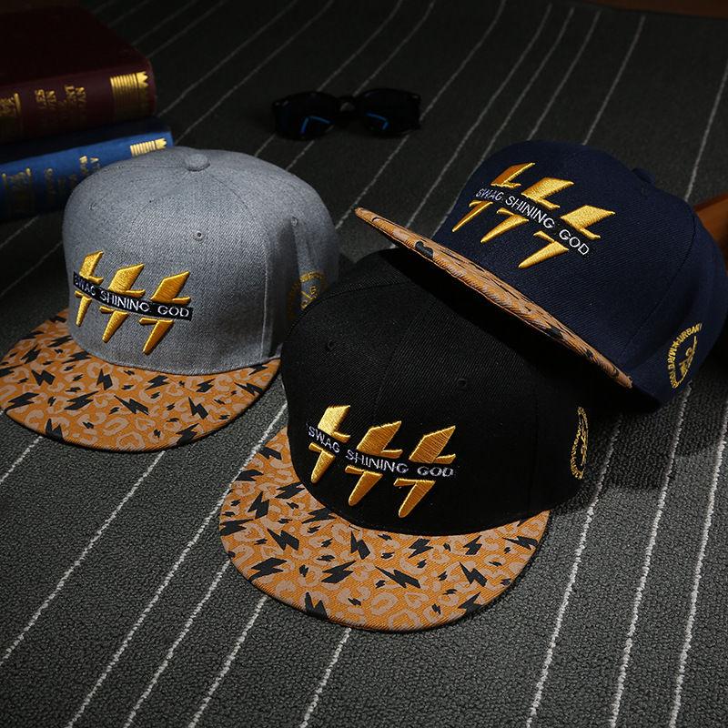 Product Introduction of Korean Style Oversized Baseball Cap - Embroidered Hip Hop Snapback, Streetwear Fashion Hat for Men & Women 0
