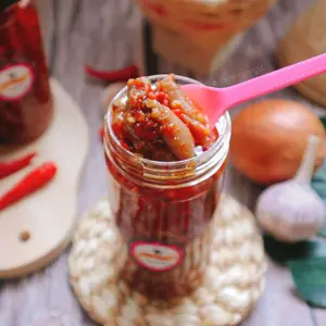 Sambal Baby Cumi 200gr by Cemilnyanyat