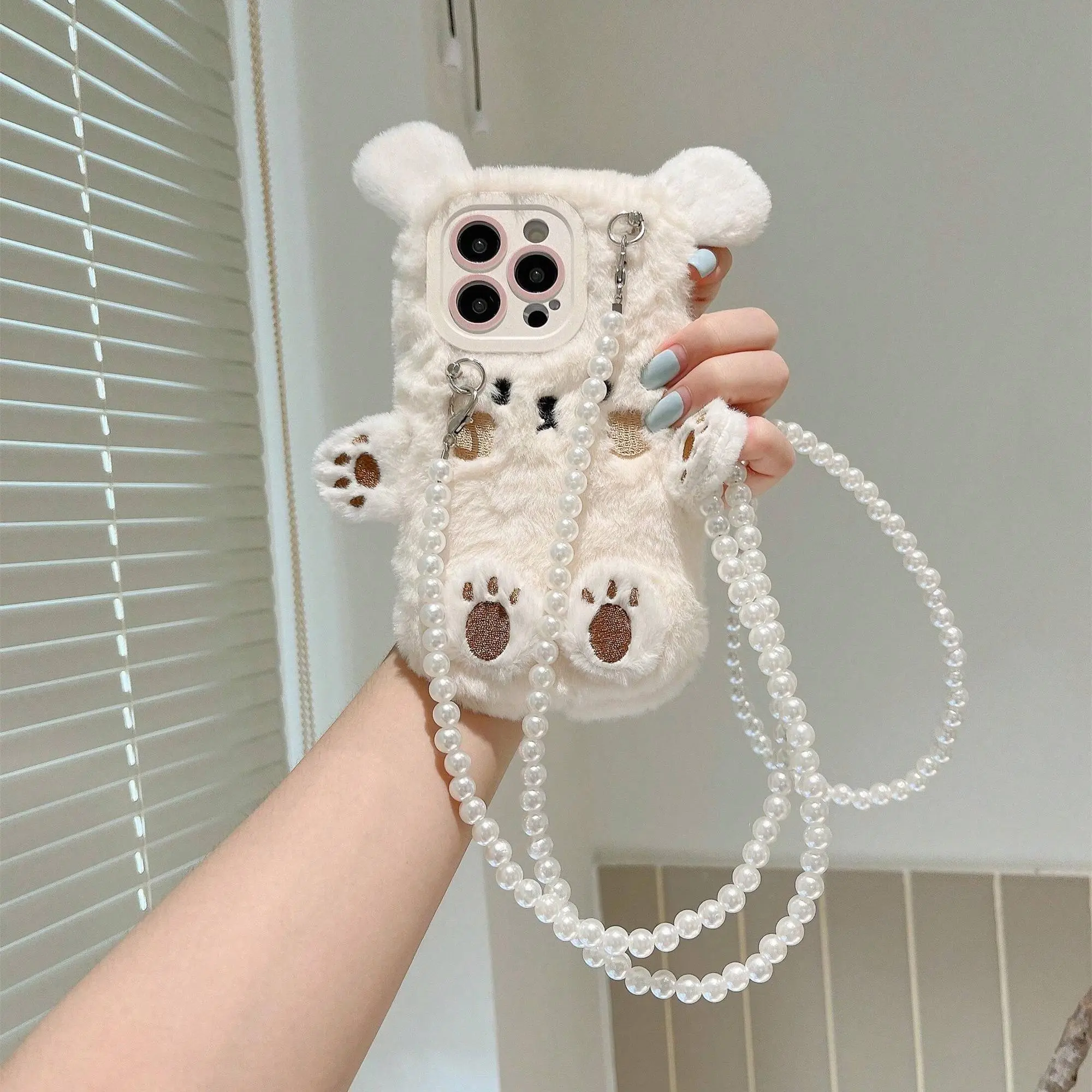 Cute Bear Design Phone Case with Lanyard, Decorative Bear Phone Protective Cover, Phone Accessory Compatible With iPhone 11 12 13 14 15 Pro Max 15 Plus